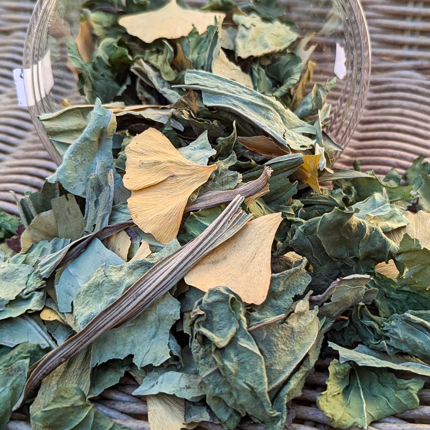 Herbal Gold 'n' Greens - BinkyBunny.com House Rabbit Store