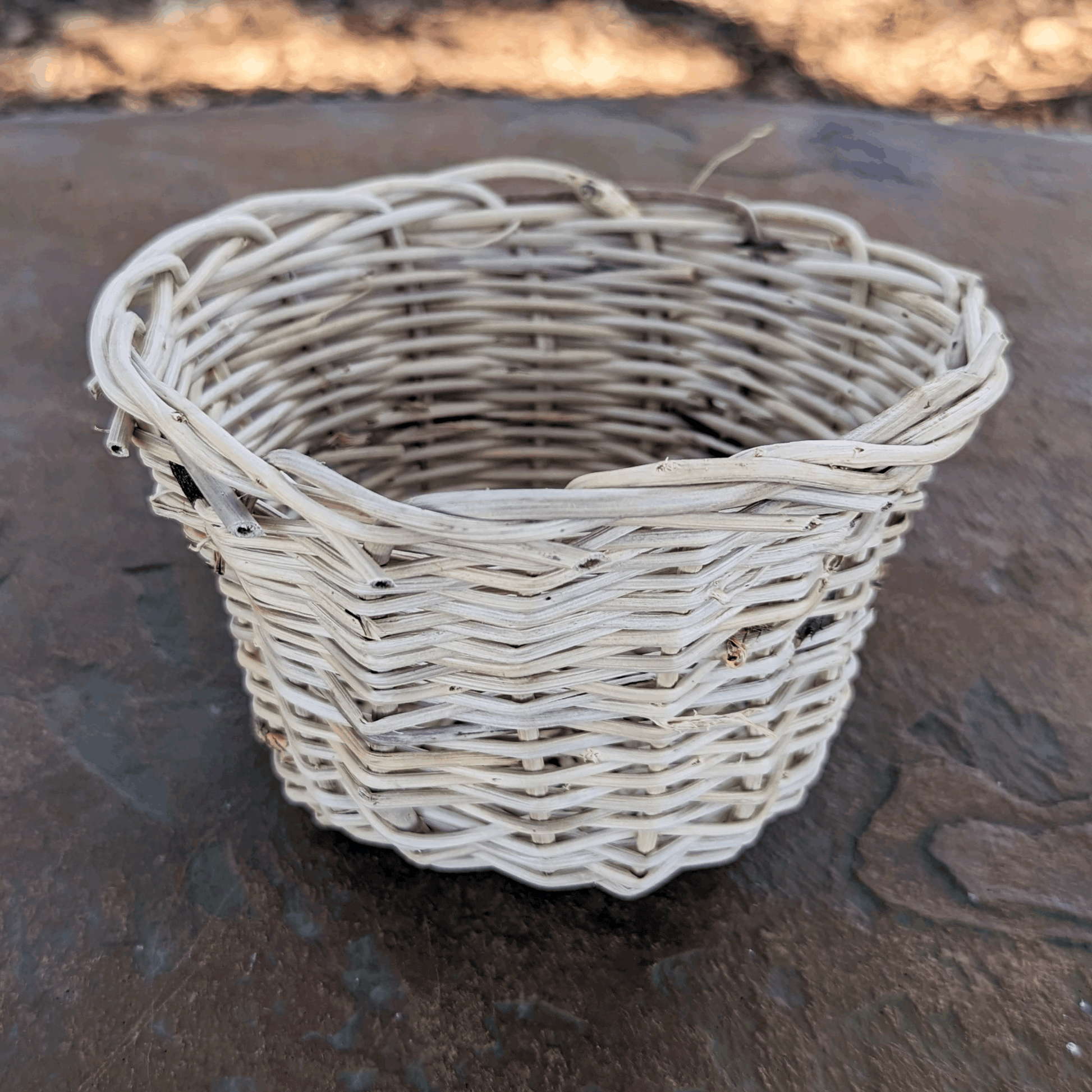 Grape Vine Basket Peeled [5"] | NEW - BinkyBunny.com House Rabbit Store
