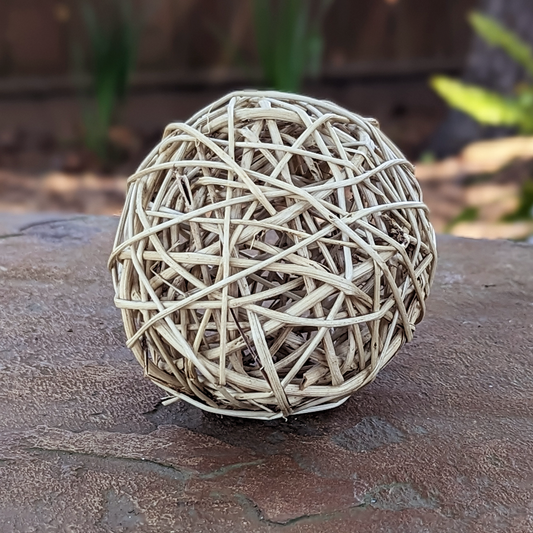 Grape Vine Ball Peeled [4"] | NEW - BinkyBunny.com House Rabbit Store