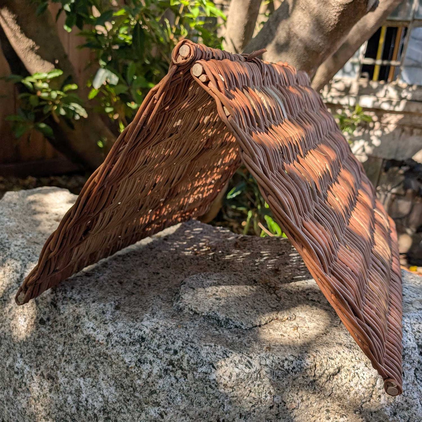Willow Tent: Foldable Edition | NEW - BinkyBunny.com House Rabbit Store